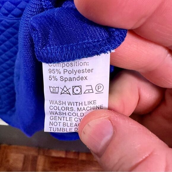 BTFBM Quarter-zip Sweater- Size L - Picture 6 of 6